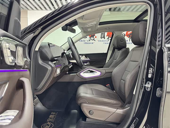 Фото 12 - Mercedes-Benz GLS-Class