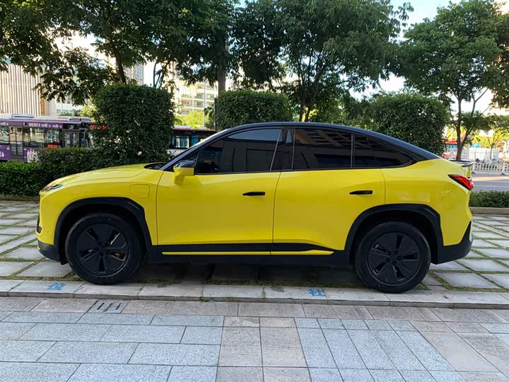 Фото 10 - Nio EC6