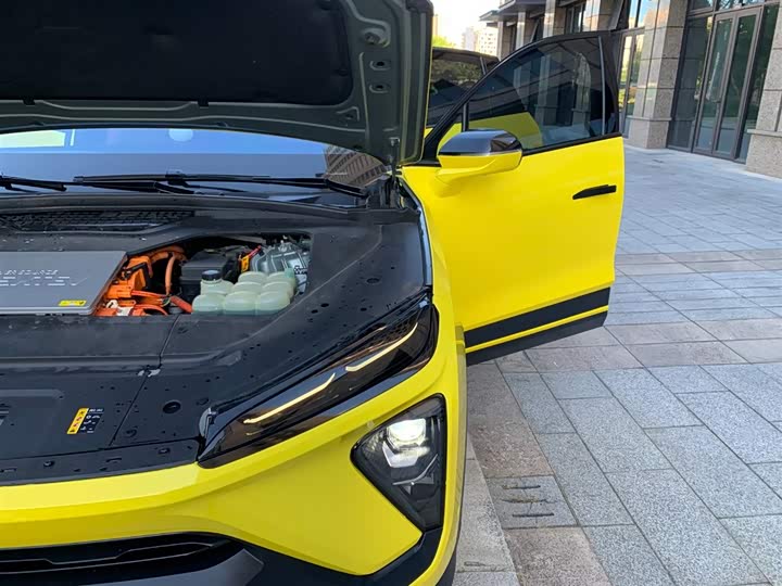 Фото 11 - Nio EC6