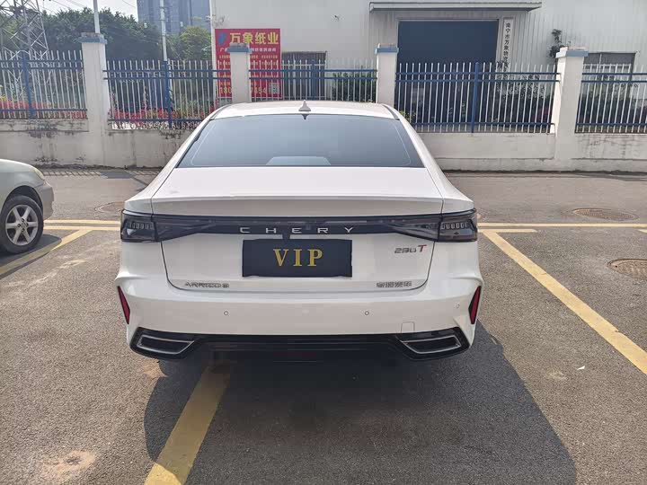 Фото 10 - Chery Arrizo 8