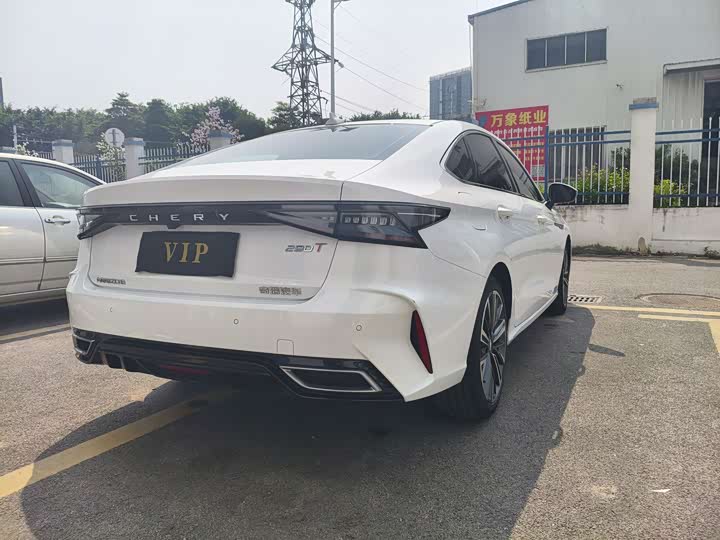 Фото 9 - Chery Arrizo 8