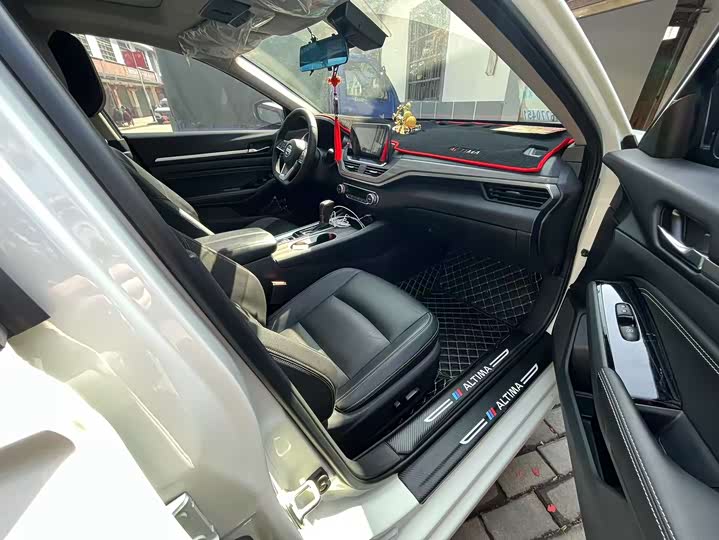 Фото 7 - Nissan Teana