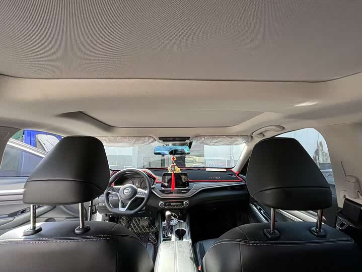 Фото 8 - Nissan Teana