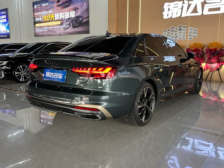 Фото 10 - Audi A4L