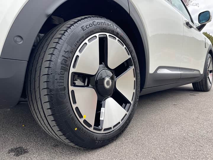 Фото 13 - Smart #5