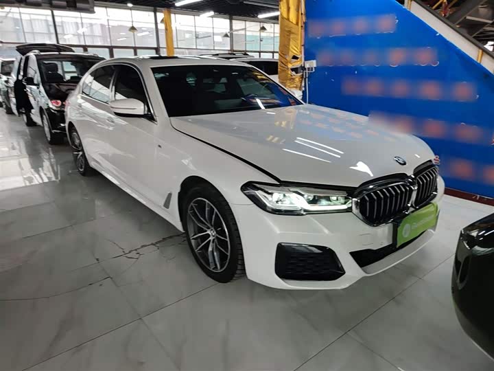 Фото 4 - BMW 5 Series