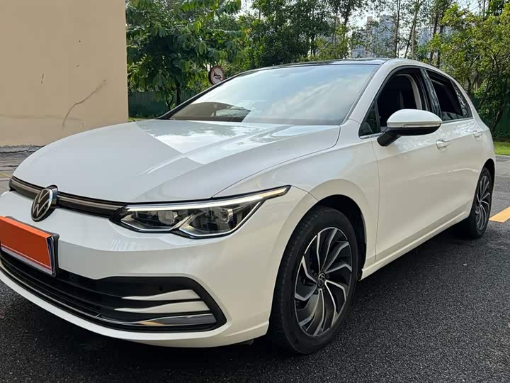 Фото 2 - Volkswagen Golf