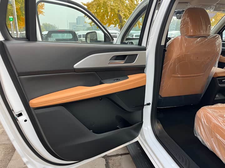 Фото 13 - Haval H5