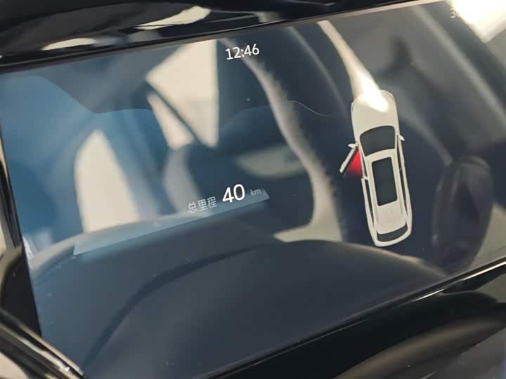 Фото 15 - Geely Monjaro