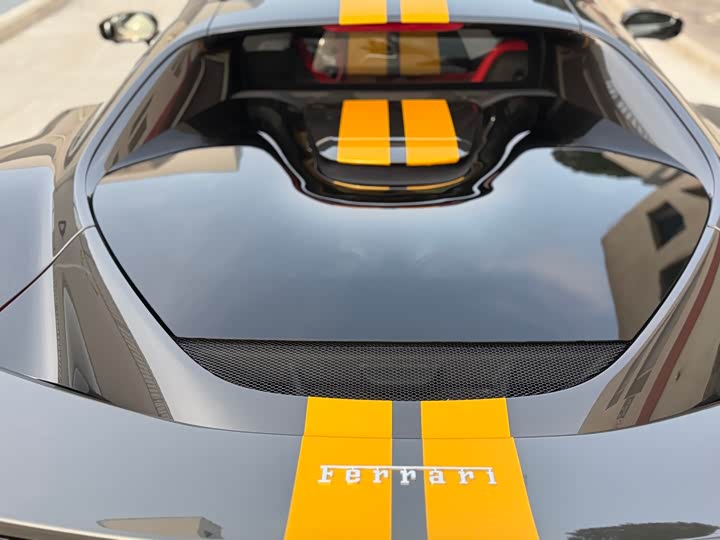 Фото 10 - Ferrari 296