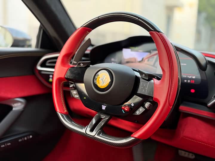 Фото 18 - Ferrari 296