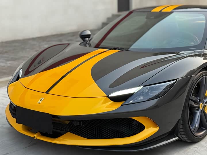 Фото 6 - Ferrari 296