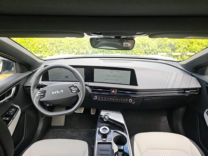 Фото 6 - Kia EV6