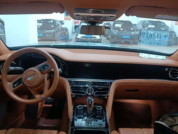 Фото 3 - Bentley Flying Spur