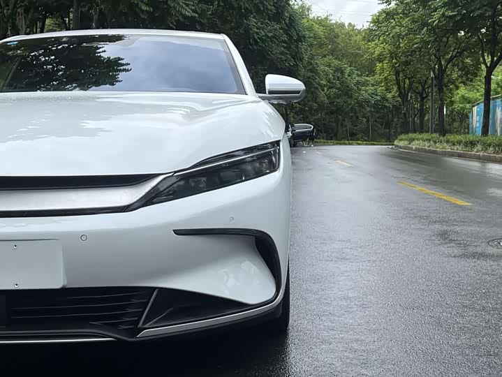 Фото 16 - BYD Han