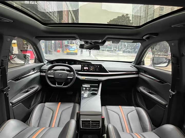 Фото 15 - Changan UNI-V