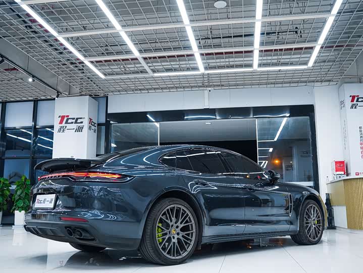 Фото 9 - Porsche Panamera Hybrid