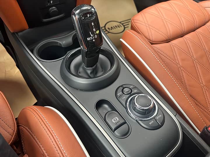 Фото 19 - Mini Countryman