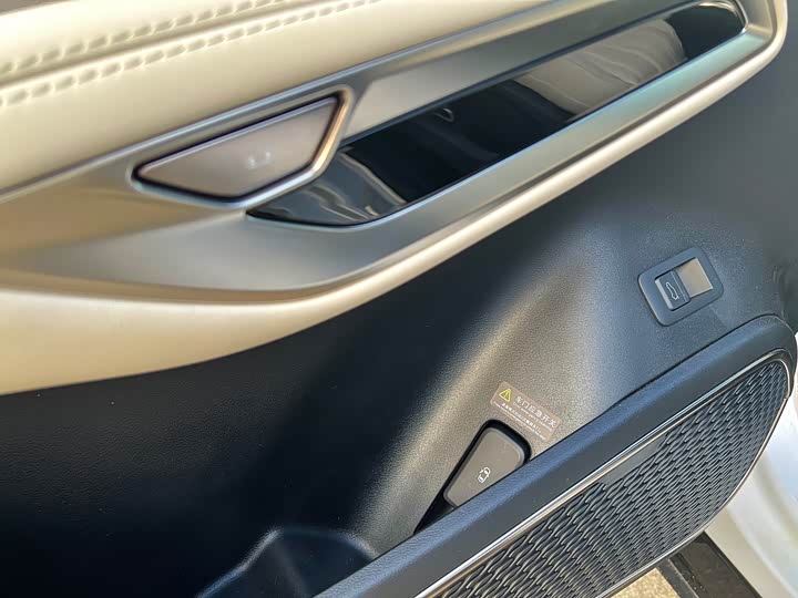 Фото 18 - BYD Song L