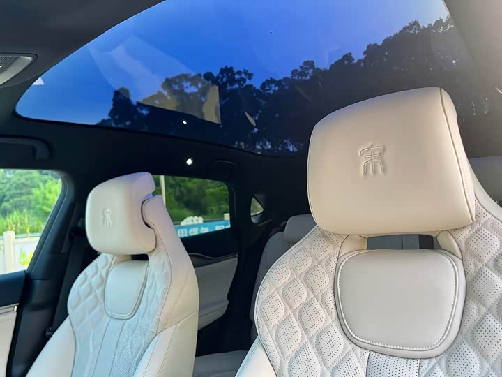 Фото 19 - BYD Song L