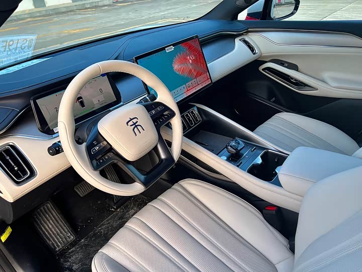 Фото 21 - BYD Song L