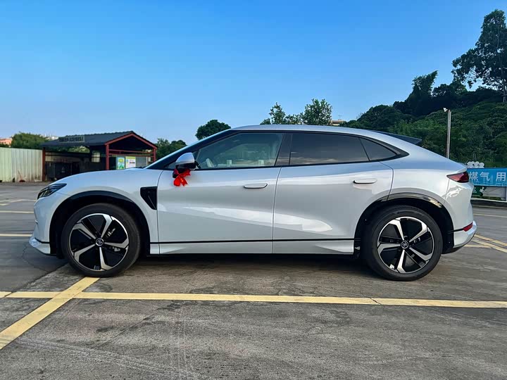 Фото 7 - BYD Song L