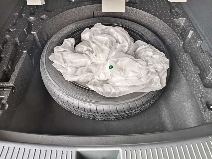 Фото 21 - MG Motor 7