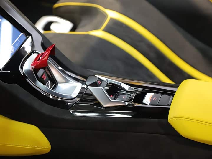 Фото 13 - Lamborghini Huracán