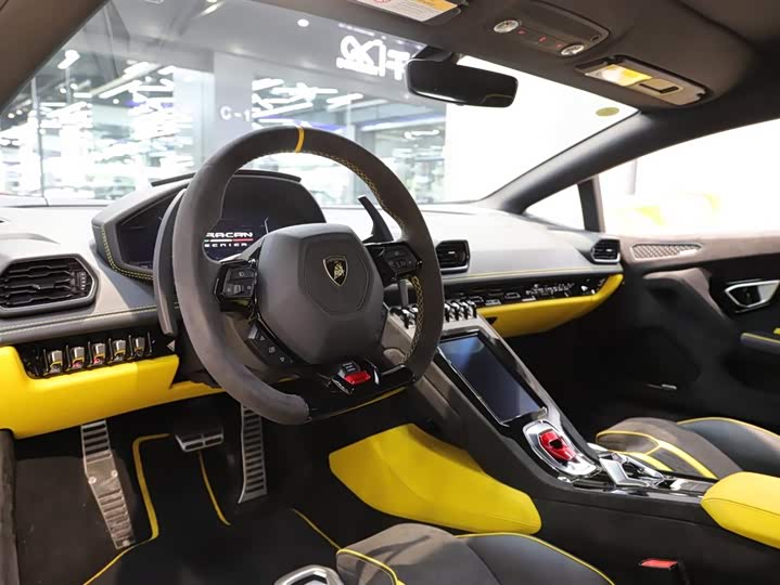 Фото 5 - Lamborghini Huracán