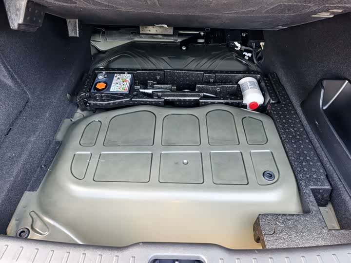 Фото 17 - Volvo S90 Hybrid