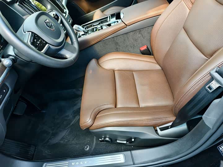 Фото 8 - Volvo S90 Hybrid