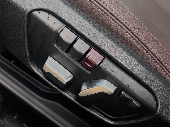 Фото 11 - BMW X1