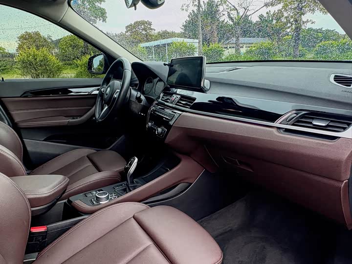 Фото 13 - BMW X1