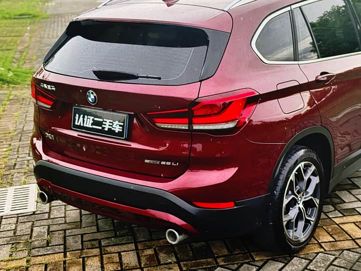 Фото 7 - BMW X1