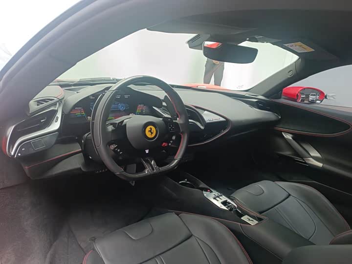 Фото 4 - Ferrari SF90