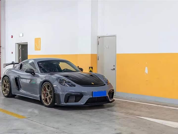 Фото 2 - Porsche 718