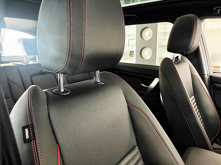 Фото 17 - Land Rover Discovery Sport