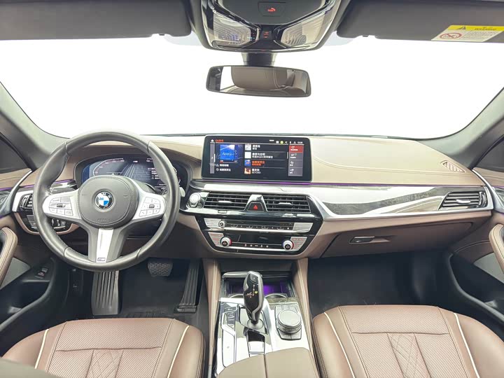 Фото 11 - BMW 5 Series