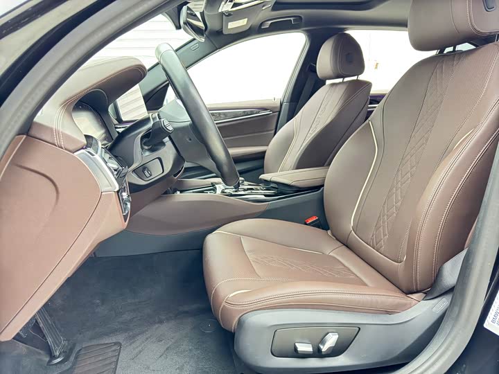 Фото 7 - BMW 5 Series