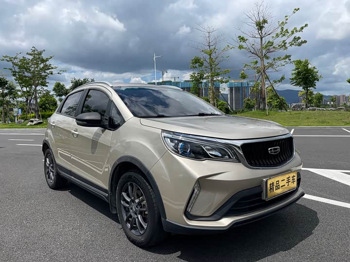 Фото 3 - Geely Vision X3