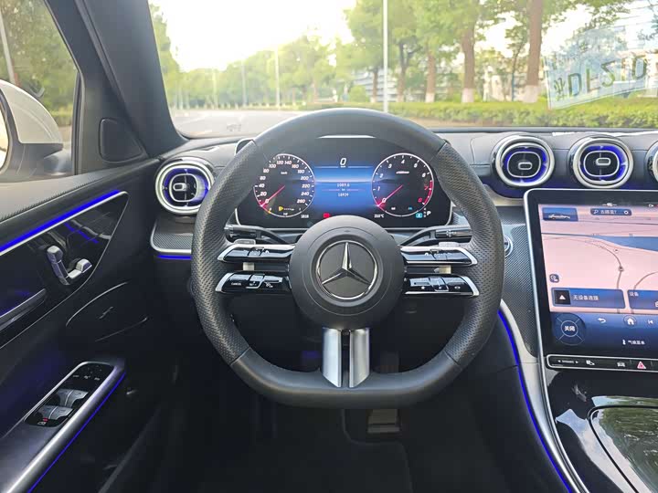 Фото 11 - Mercedes-Benz C-Class