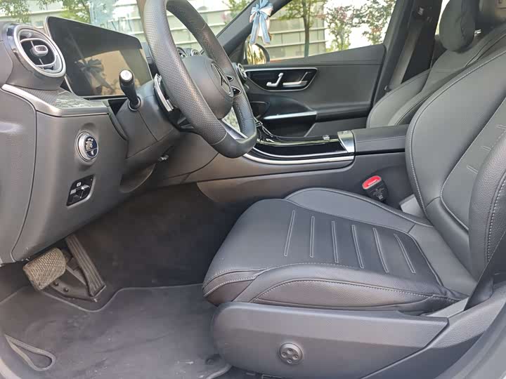 Фото 14 - Mercedes-Benz C-Class