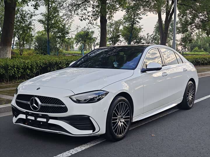 Фото 4 - Mercedes-Benz C-Class