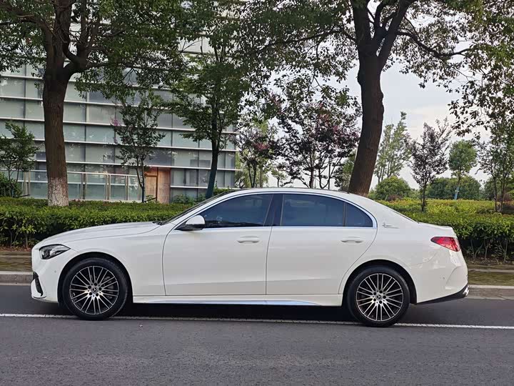 Фото 5 - Mercedes-Benz C-Class