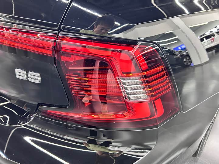 Фото 9 - Volvo S90