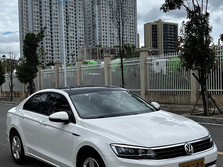 Фото 2 - Volkswagen Lamando L