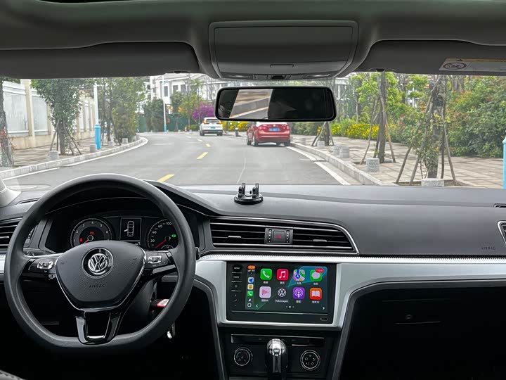 Фото 9 - Volkswagen Lamando L