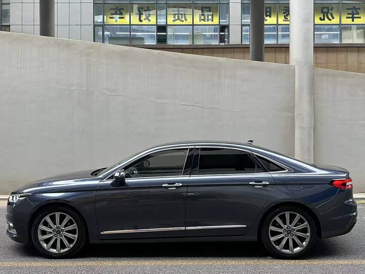 Фото 3 - Ford Taurus