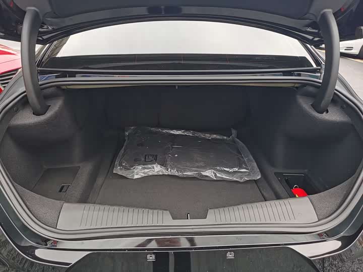 Фото 13 - Cadillac CT4