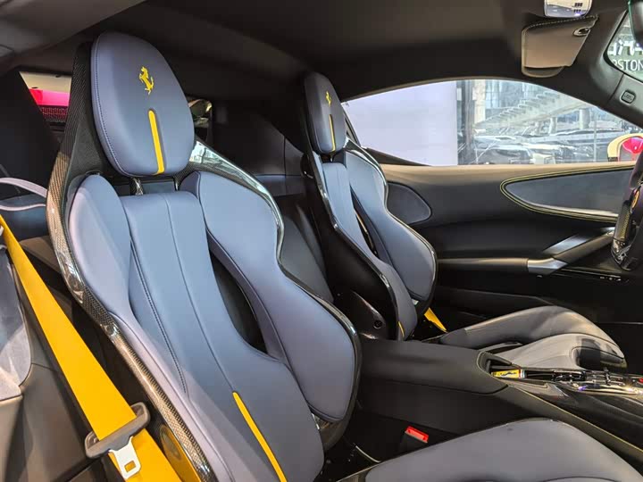 Фото 17 - Ferrari SF90